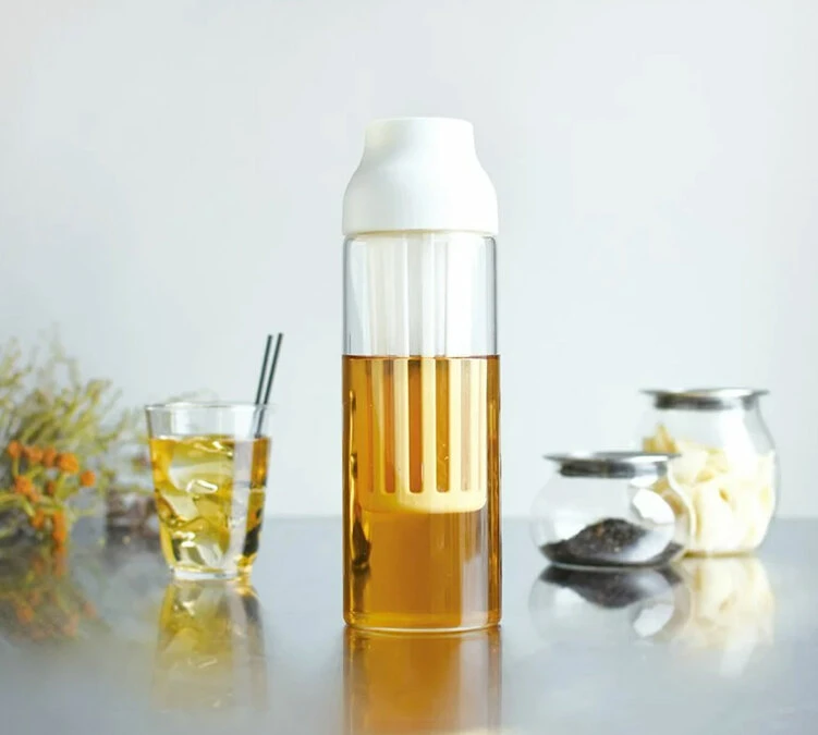 Carafe KINTO Capsule Blanche 1L Pour Infusions à Froid – Image 3