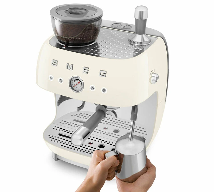 Machine Expresso SMEG EGF03CREU Crème Années 50 Avec Moulin Intégré – Image 3